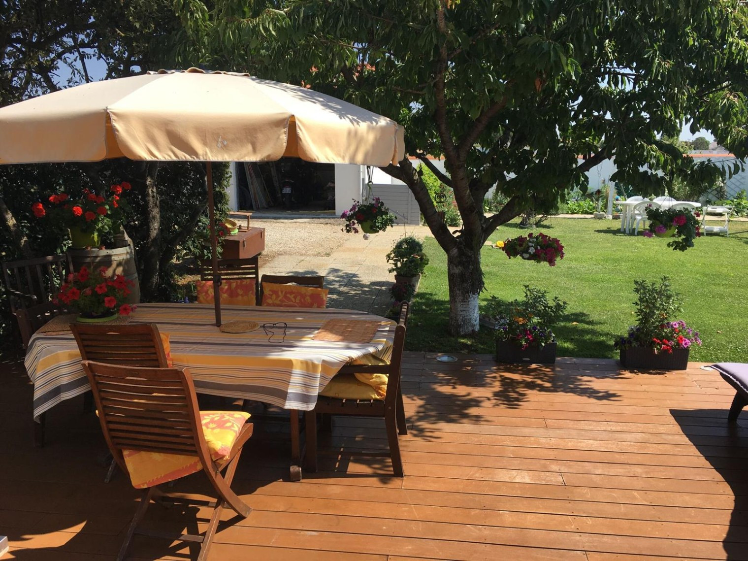 
                                                Vente
                                                 Charmante villa au bord de la mer à Nieul-sur-Mer
