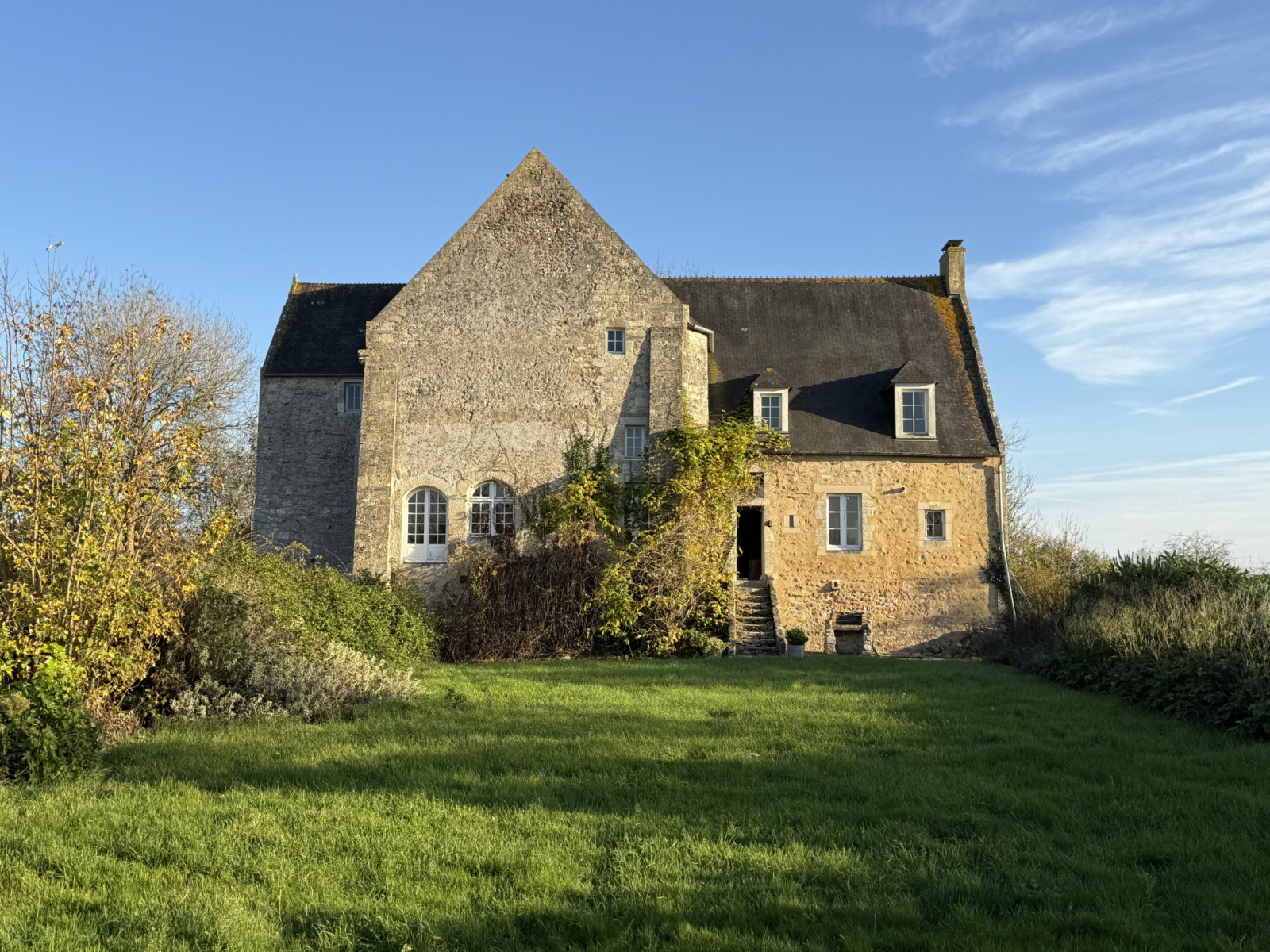 
                                                Vente
                                                 Château en bordure des marais du Cotentin