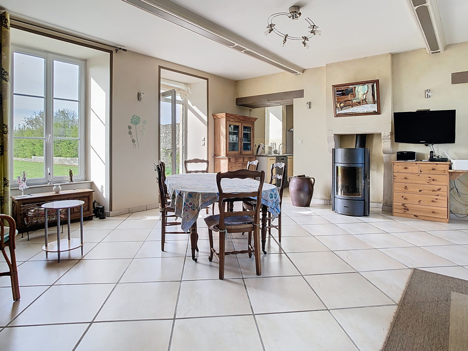 
                                                Vente
                                                 Château ISIGNY SUR MER