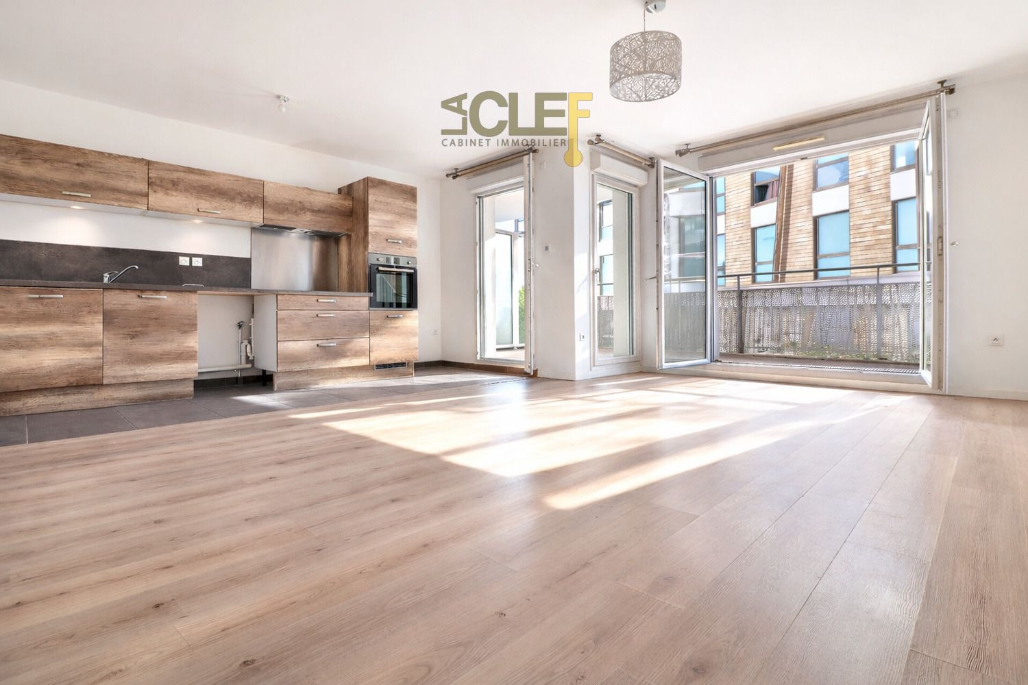 
                                                Vente
                                                 Chatenay Appartement familiale avec balcon