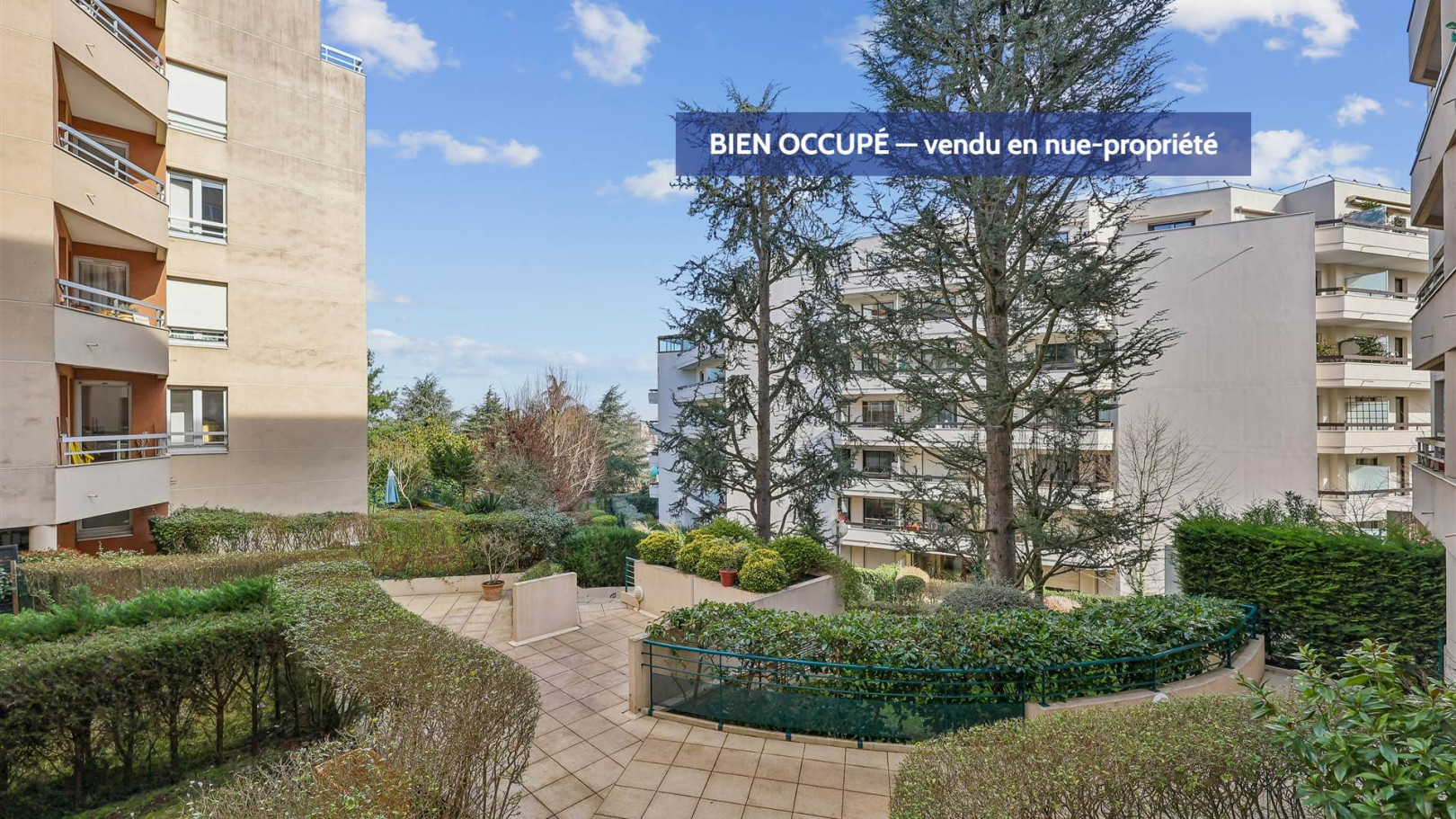 
                                                Vente
                                                 Châtillon – Studio 28,33 m² – Balcon – Vue dégagée – Cave