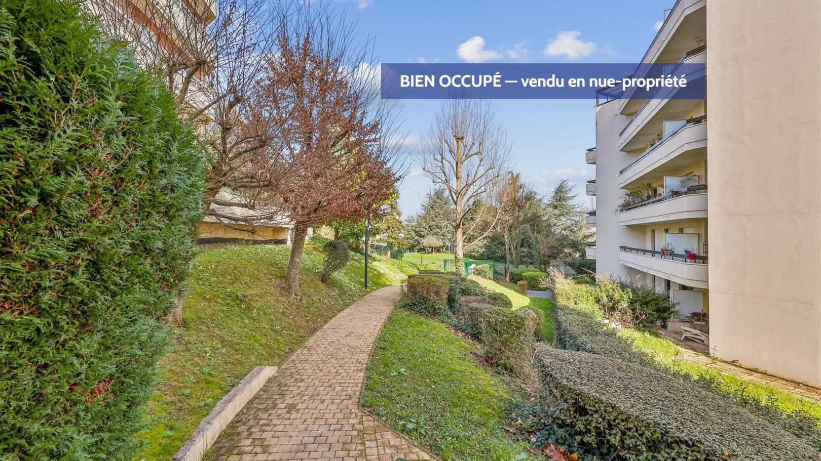 
                                                Vente
                                                 Châtillon – Studio 28,33 m² – Balcon – Vue dégagée – Cave