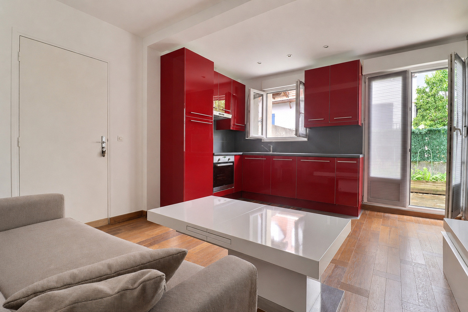
                                                Vente
                                                 Châtillon/ T2 34m²/ Terrasse 22m²