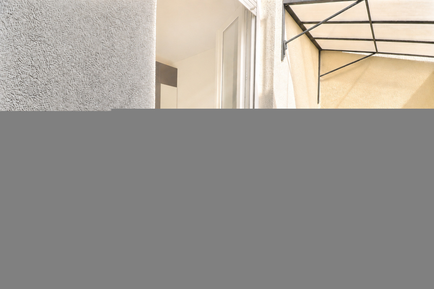 
                                                Vente
                                                 Châtillon/ T2 34m²/ Terrasse 22m²