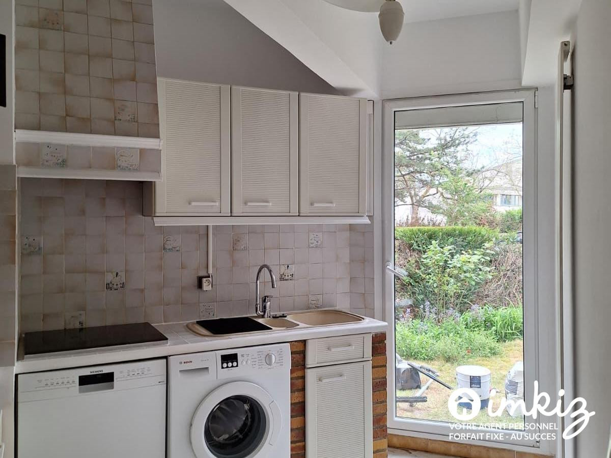 
                                                Vente
                                                 Chatou — 82 m², jardin 90 m², DPE C, double box