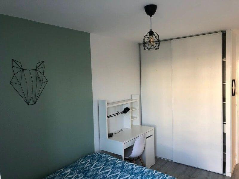 
                                                Colocation
                                                 Chb coloc 4 filles Appt Rénové 80m² meublé 2 SDB