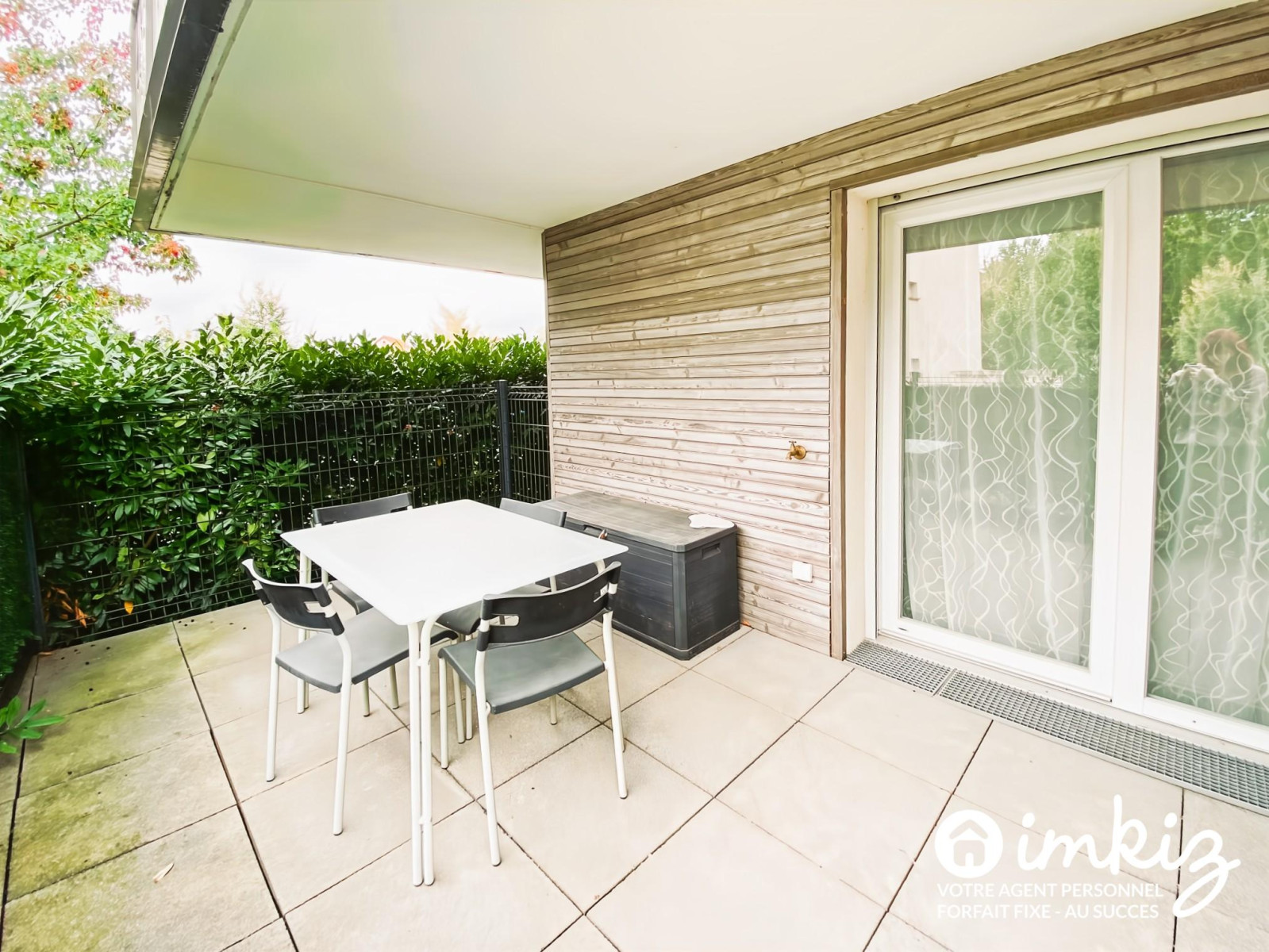 
                                                Vente
                                                 Chessy - Appartement 3 pièces avec terrasse