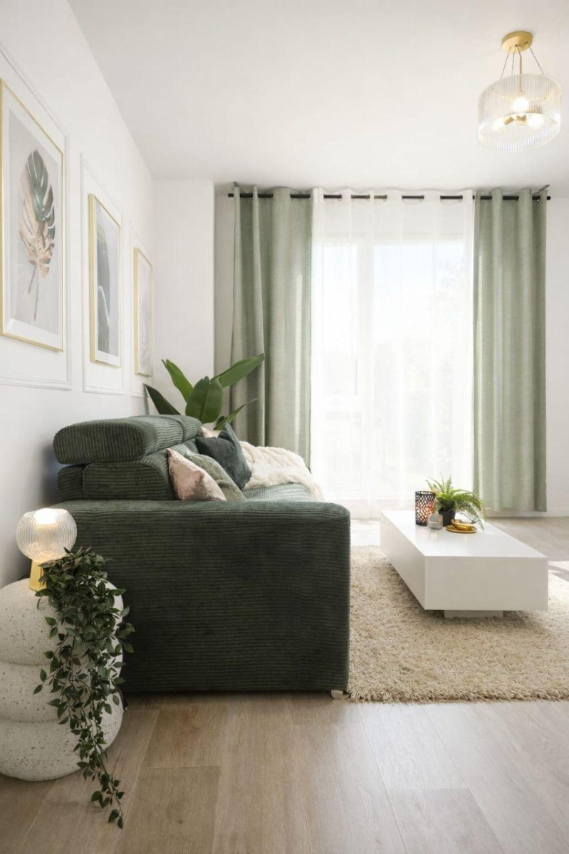 
                                                Location
                                                 CHIC & COSY T2 Meublé à neuf