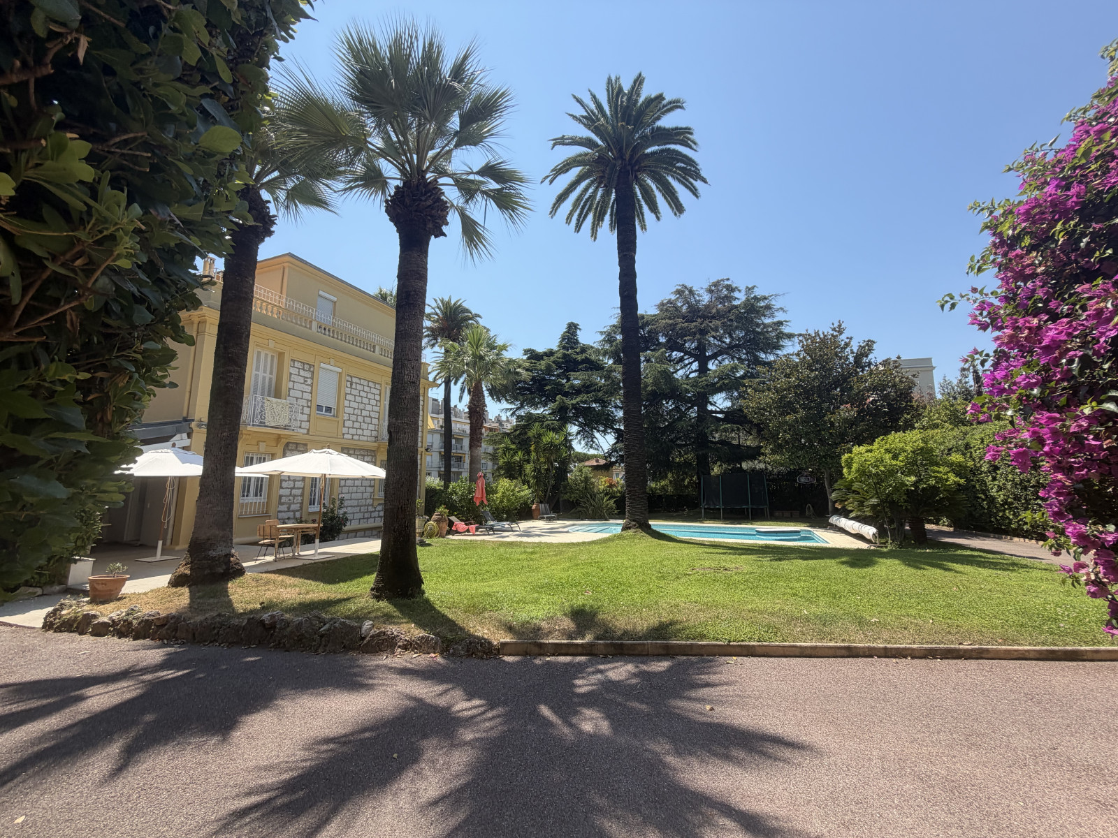 
                                                Vente
                                                 Cimiez Historique – Exceptionnel Hôtel Particulier Belle Époque