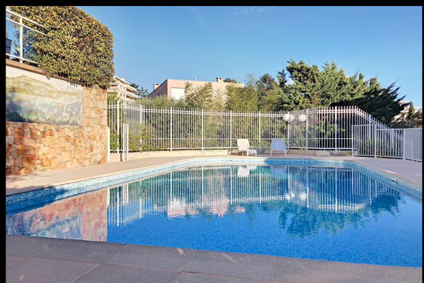 
                                                Vente
                                                 Cimiez Scudéri