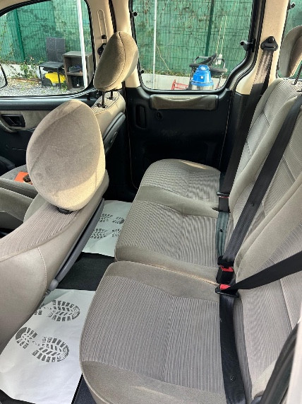 
                                                Voiture
                                                 Citroën Berlingo 1.6 HDI 90CH phase 2