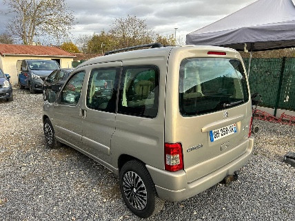 
                                                Voiture
                                                 Citroën Berlingo 1.6 HDI 90CH phase 2