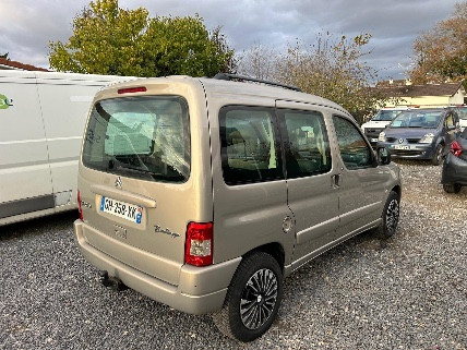
                                                Voiture
                                                 Citroën Berlingo 1.6 HDI 90CH phase 2
