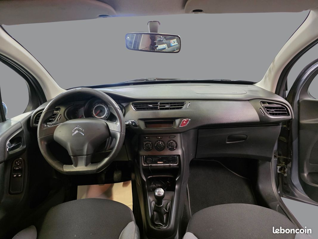 
                                                Voiture
                                                 CITROEN C3 - 1.4 HDi 70 CV ATTRACTION - 4 CV