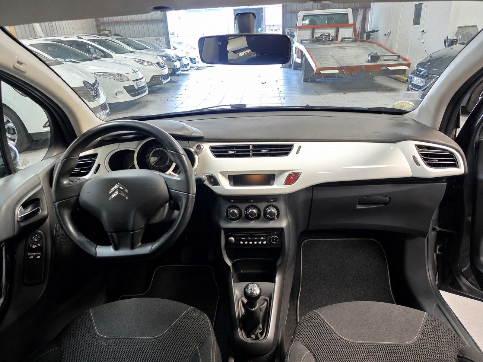 
                                                Voiture
                                                 CITROEN C3 - 1.4 Hdi 70 CV COLLECTION - 4 CV