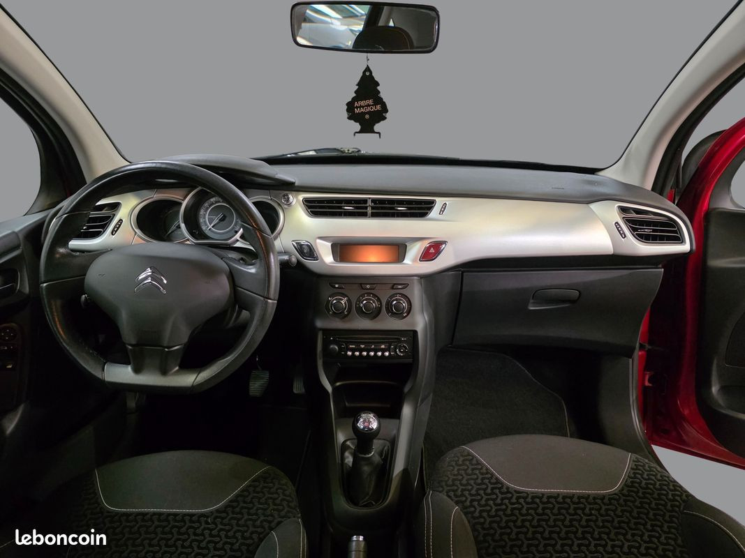 
                                                Voiture
                                                 CITROEN C3 - 1.4 Hdi 70 CV CONFORT - 4 CV