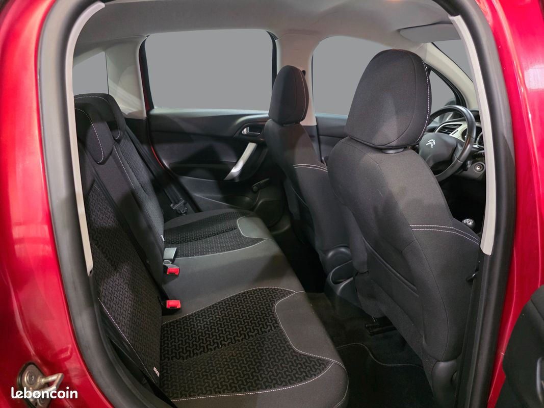 
                                                Voiture
                                                 CITROEN C3 - 1.4 Hdi 70 CV CONFORT - 4 CV