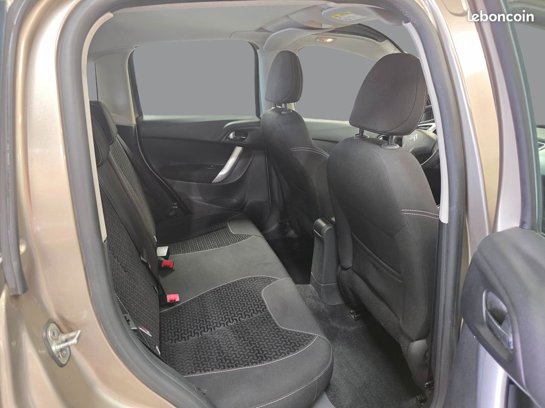 
                                                Voiture
                                                 CITROEN C3 - 1.4 HDi 70 CV CONFORT - 4 CV