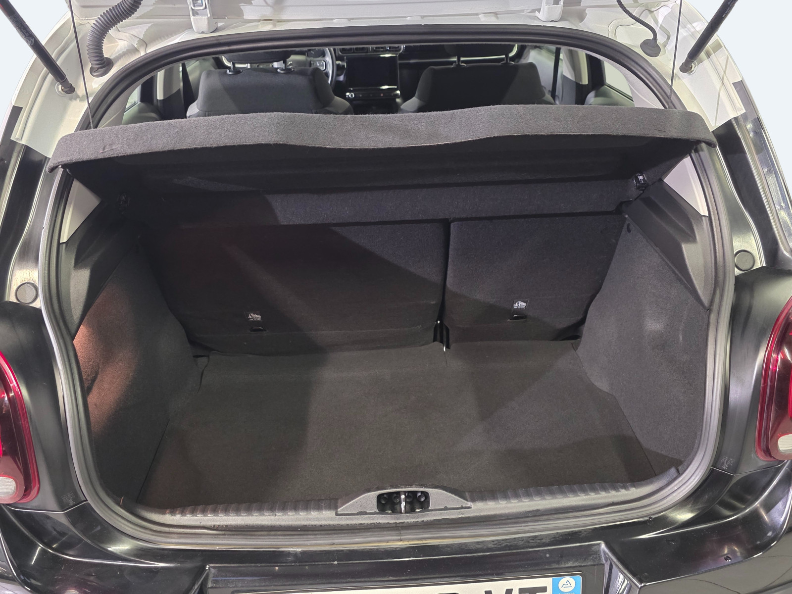 
                                                Voiture
                                                 CITROEN C3 - 1.5 Blue-HDi 102 CV SHINE BUSINESS