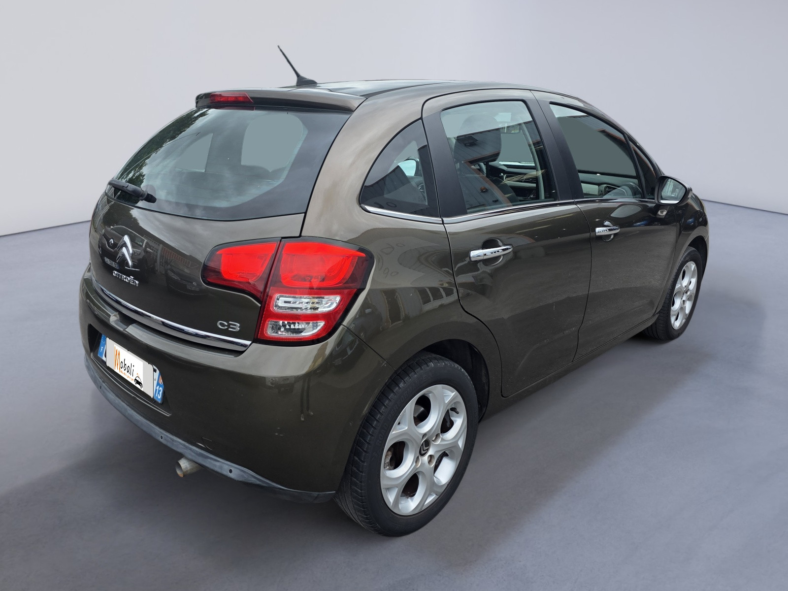 
                                                Voiture
                                                 CITROEN C3 - 1.6 e-HDi 92 CV EXCLUSIVE - 5 CV