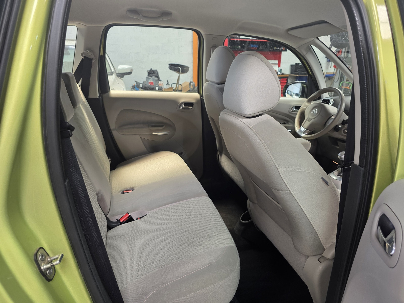 
                                                Voiture
                                                 CITROEN C3 PICASSO - 1.6 HDi 110 CV EXCLUSIVE - 6 CV