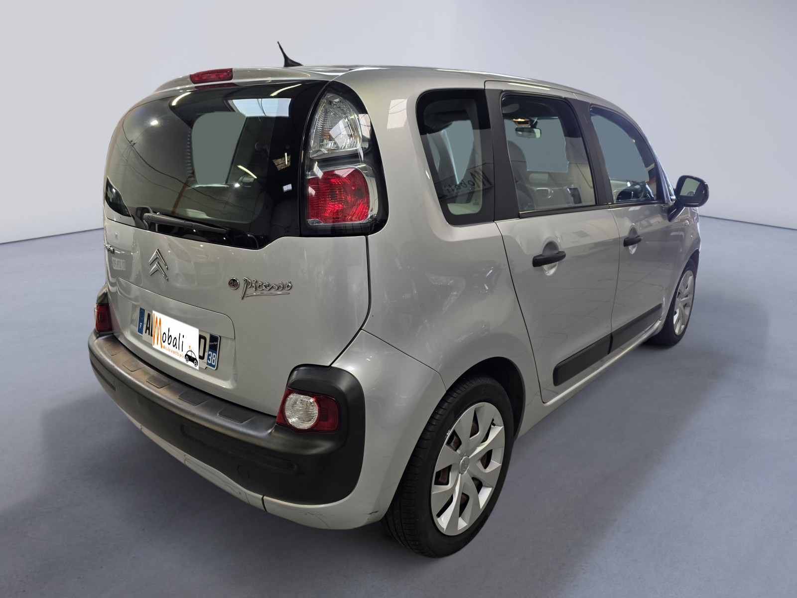 
                                                Voiture
                                                 CITROEN C3 PICASSO - 1.6 HDi 90 CV CONFORT - 5 CV