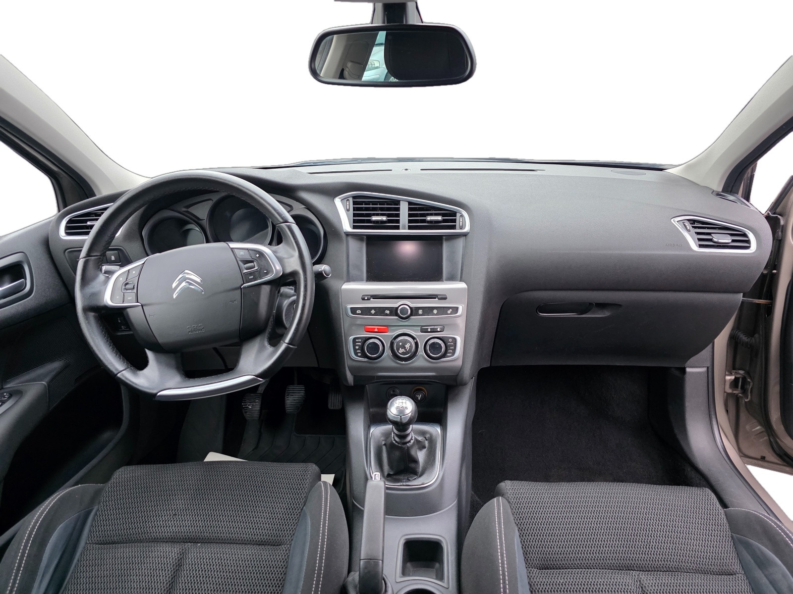 
                                                Voiture
                                                 CITROEN C4 - 1.6 Blue-Hdi 120 CV MILLENIUM