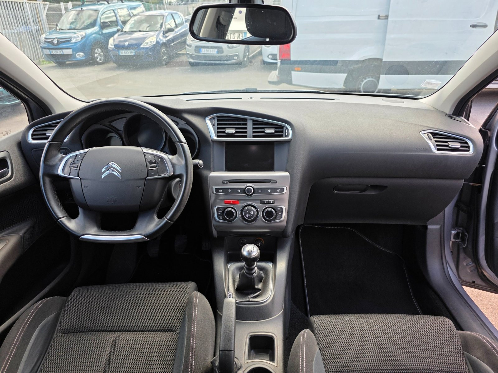 
                                                Voiture
                                                 Citroën C4