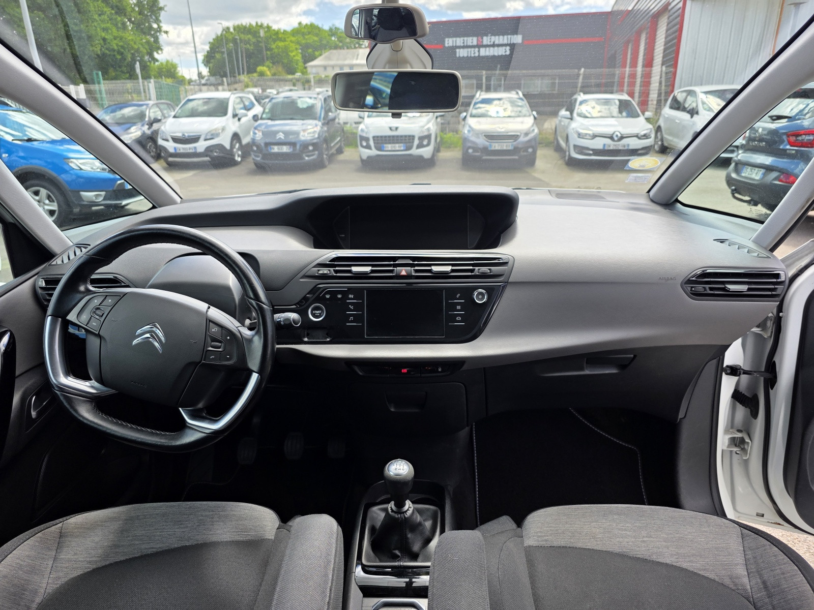 
                                                Voiture
                                                 CITROEN C4 PICASSO - 1.6 Blue-HDi 120 CV FEEL - 6 CV