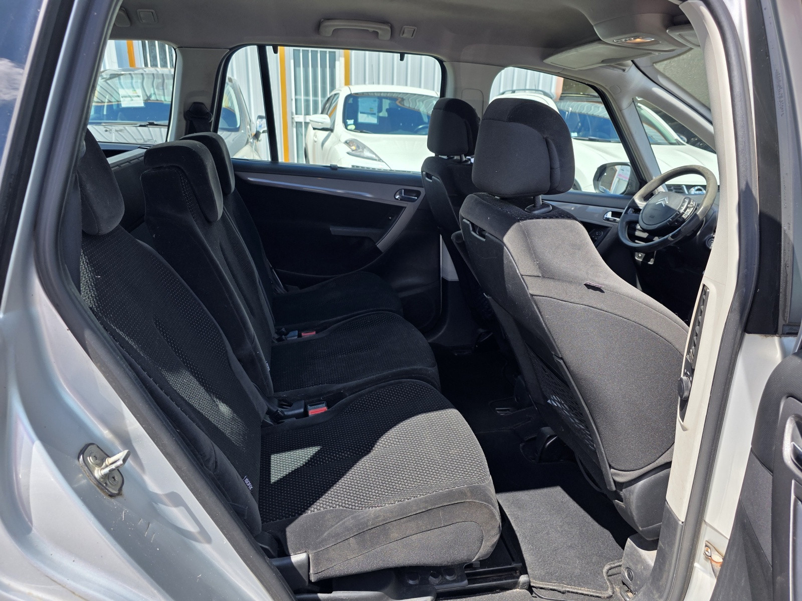 
                                                Voiture
                                                 CITROEN C4 PICASSO - 1,6 HDI 110 CV AMBIANCE - 6 CV