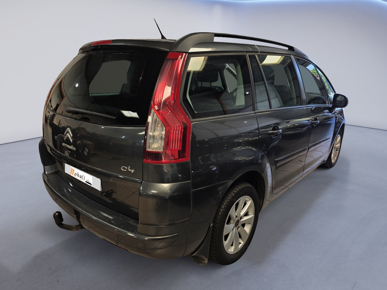 
                                                Voiture
                                                 CITROEN C4 PICASSO - 1.6 HDi 110 CV CONFORT 7 PLACES - 6 CV