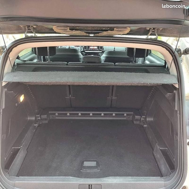 
                                                Voiture
                                                 Citroën C5 Aircross (A_) 1.5 BlueHDi 130 (131Cv)
