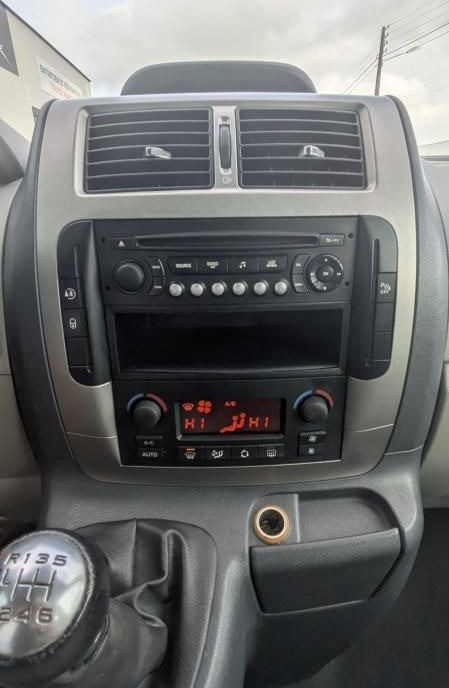 
                                                Voiture
                                                 Citroën Jumpy III - 2.0 HDi 120ch Business 9 places