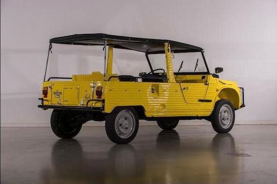 
                                                Voiture
                                                 Citroën Mehari 4x4