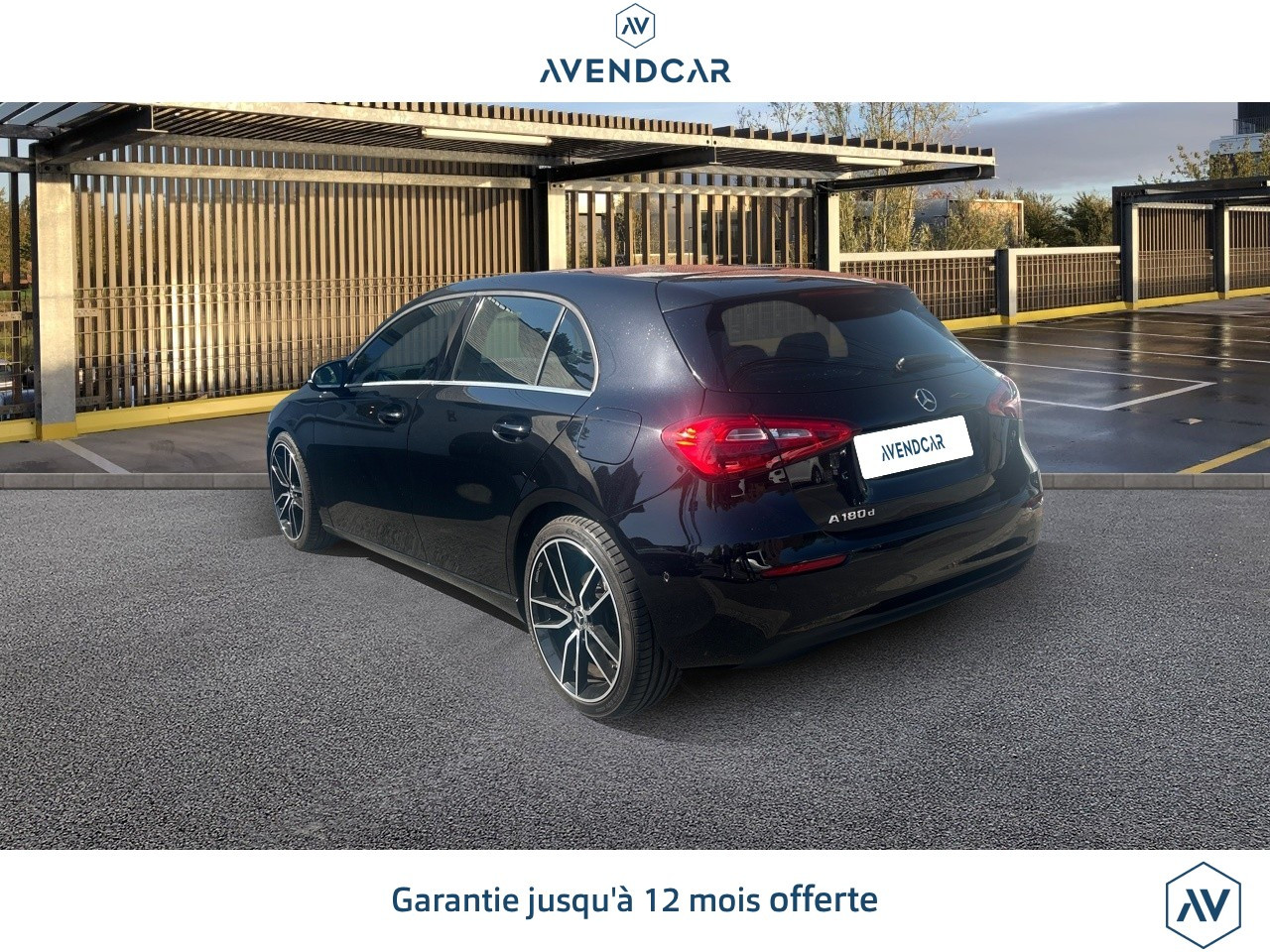 
                                                Voiture
                                                 CLASSE A 1.5 180 D 115 BUSINESS LINE 7G-DCT BVA
