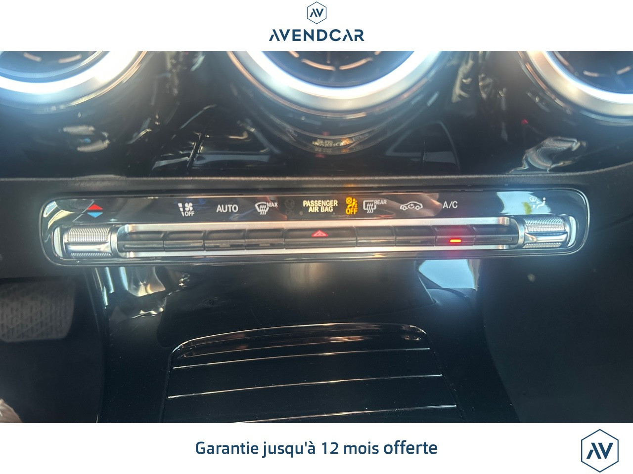 
                                                Voiture
                                                 CLASSE A 1.5 180 D 115 BUSINESS LINE 7G-DCT BVA