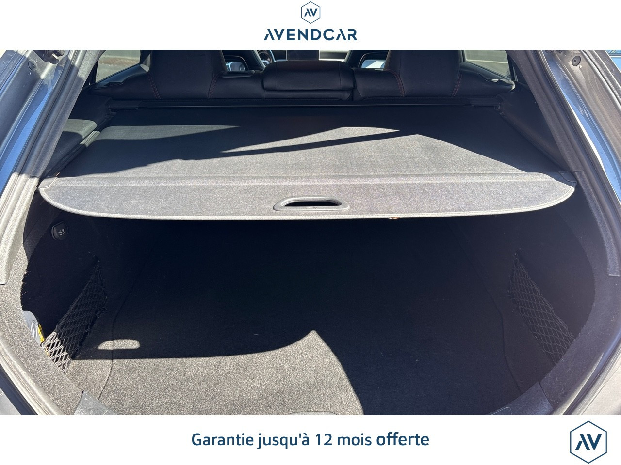 
                                                Voiture
                                                 CLASSE CLA SHOOTING BRAKE 2.2 220 CDI 175 FASCINATION 7G-DCT BVA
