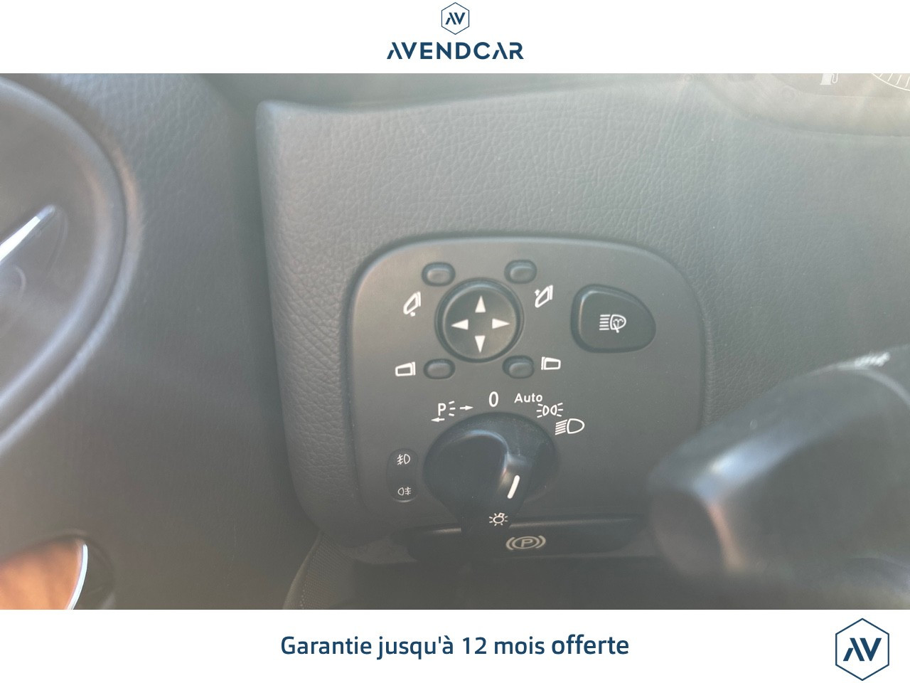 
                                                Voiture
                                                 CLASSE CLK COUPE 3.2 320 AVANTGARDE BVA