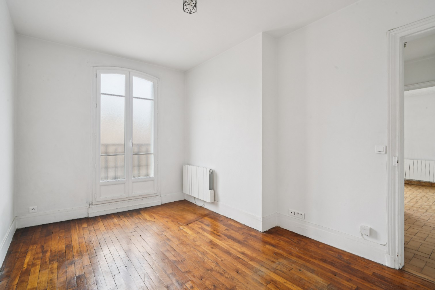 
                                                Vente
                                                 CLICHY - SOUCHAL