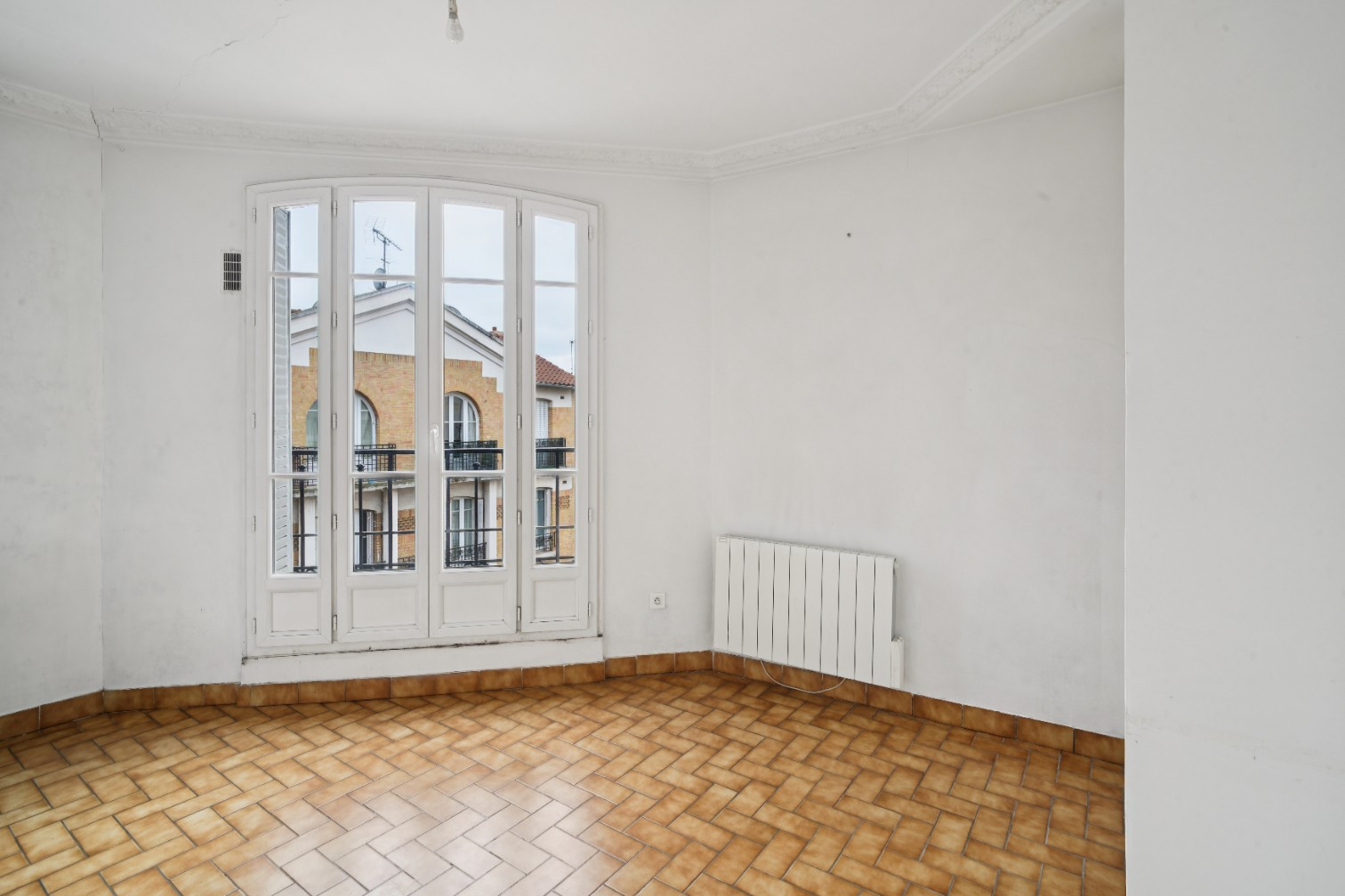 
                                                Vente
                                                 CLICHY - SOUCHAL