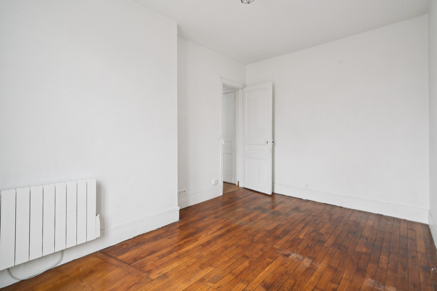 
                                                Vente
                                                 CLICHY - SOUCHAL