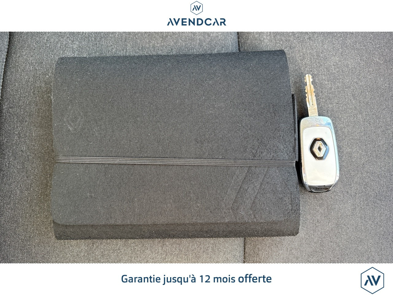 
                                                Voiture
                                                 CLIO 1.0 TCE 90 EQUILIBRE