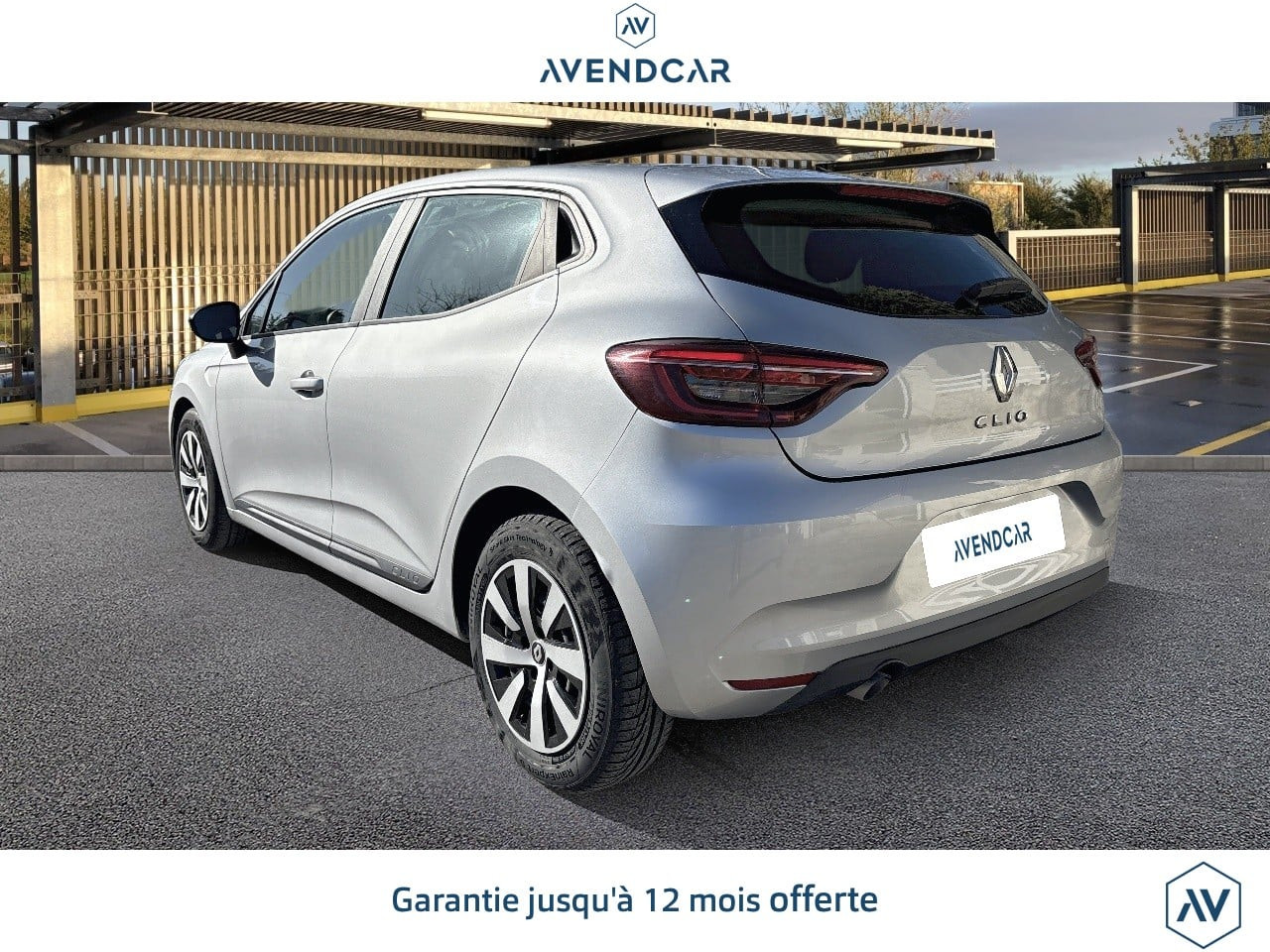 
                                                Voiture
                                                 CLIO 1.0 TCE 90 EQUILIBRE