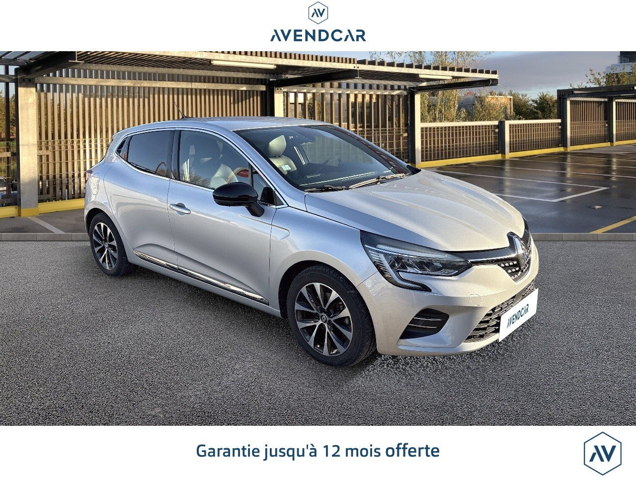 
                                                Voiture
                                                 CLIO 1.5 BLUEDCI 85 INTENS