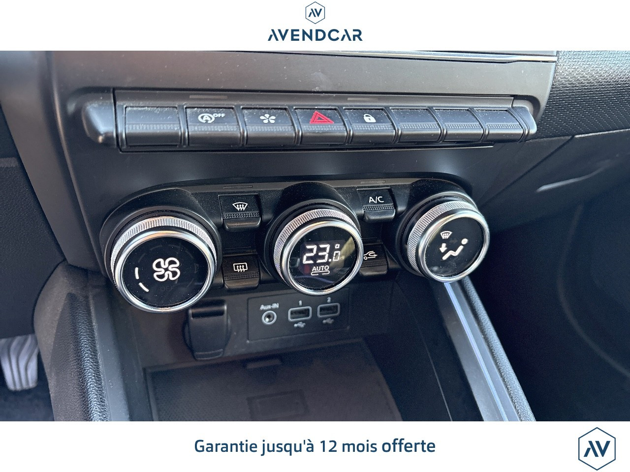 
                                                Voiture
                                                 CLIO 1.5 BLUEDCI 85 INTENS