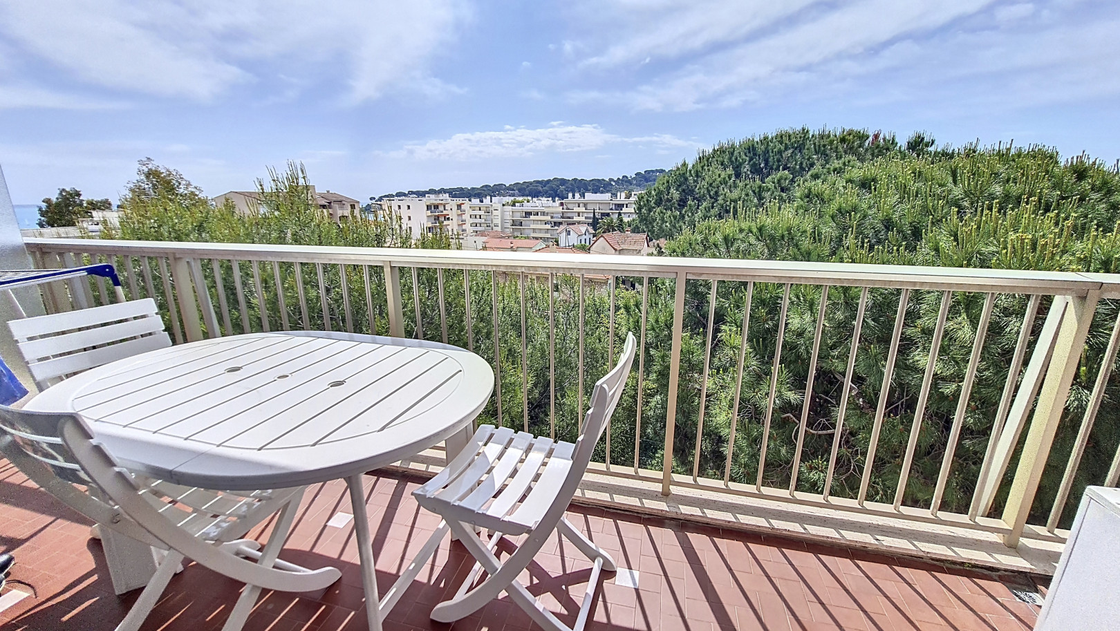 
                                                Vente
                                                 CO-EXCLUSIVITE : Unique - F3 vue panoramique