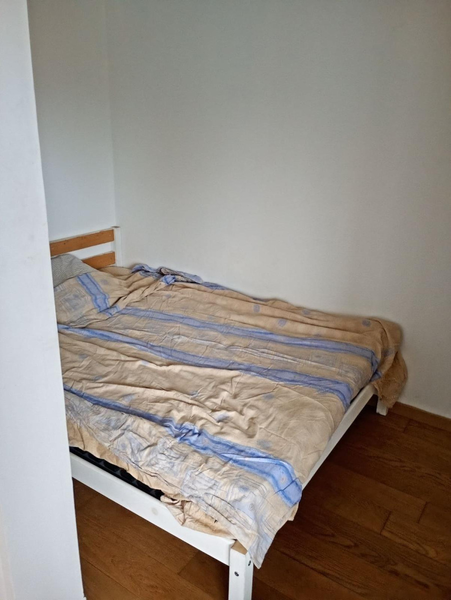 
                                                Colocation
                                                 Co location avec espace privé de 30m2