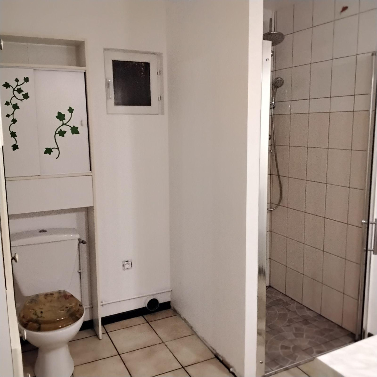 
                                                Location
                                                 Coin calme