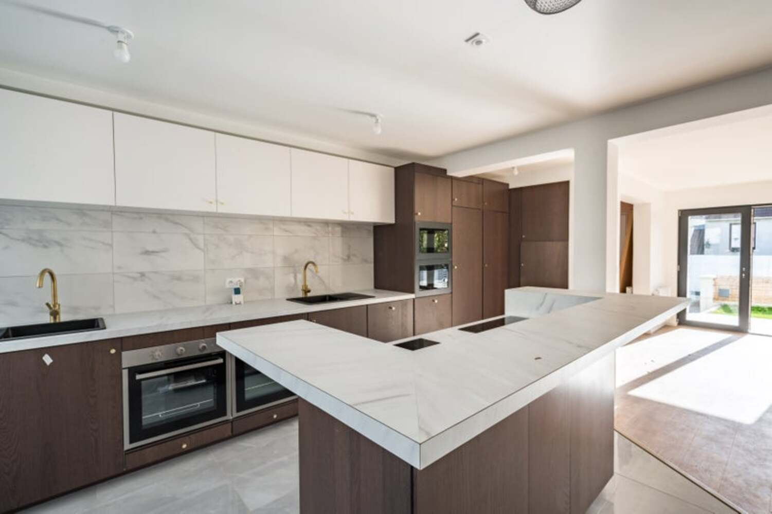
                                                Colocation
                                                 COLIVING DE 12 CHAMBRES - COLOMBES