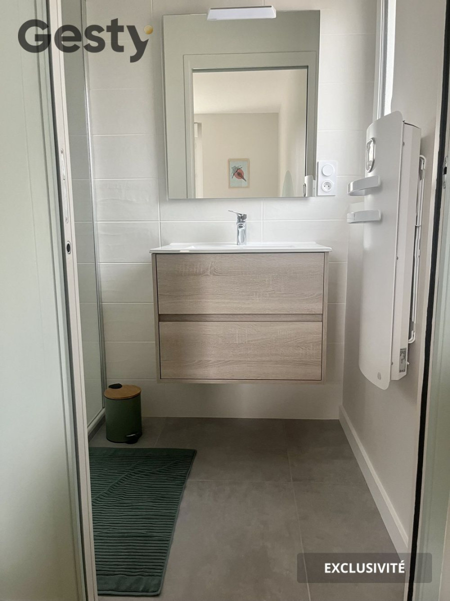 
                                                Colocation
                                                 COLIVING DE STANDING